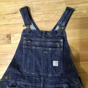 Carhartt Bib Overalls Women’s Size 8, nearly new!